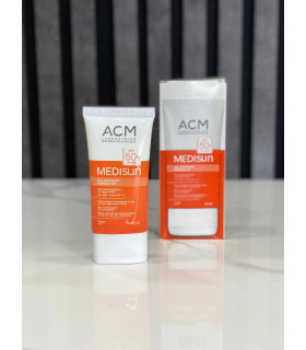ضد آفتاب ژل مات کننده‌ACM